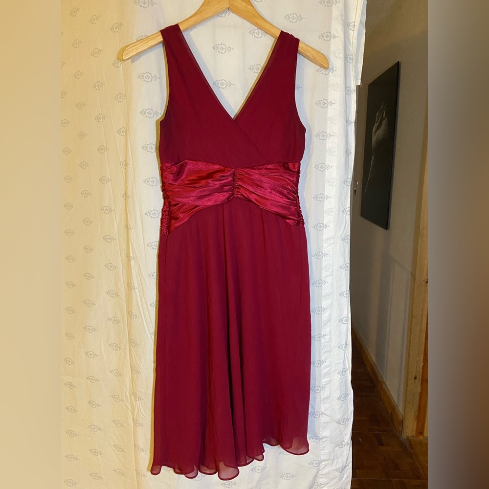 Chadwicks Elegant Red Sleeveless Dress
